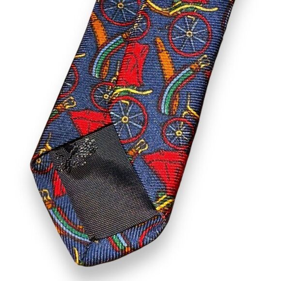 Brooks Brothers Red & Navy Horse Drawn Buggy 100% Silk Tie - Picture 5 of 5